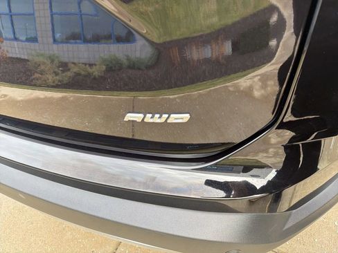 Used 2024 Ford Edge SEL w/ Convenience Package image 40