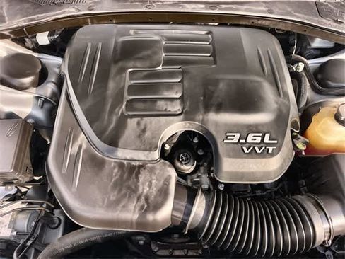 Used 2020 Dodge Charger GT w/ Blacktop Package image 10