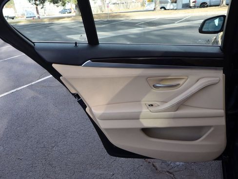 Used 2015 BMW 528i xDrive Sedan image 24