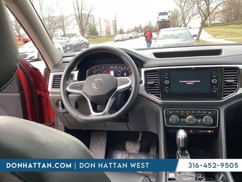 Used 2022 Volkswagen Atlas SE image 11