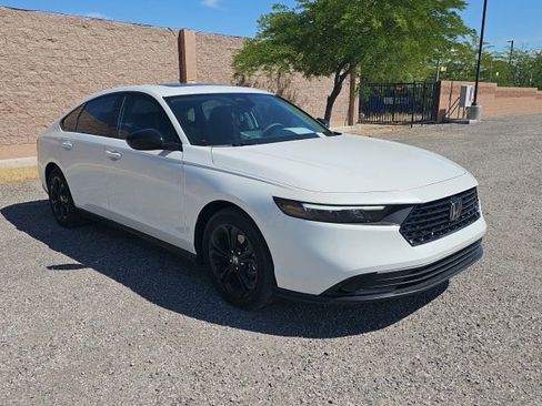 Used 2025 Honda Accord SE image 3