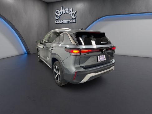 New 2026 Volkswagen Tiguan SE AWD/4WD image 9