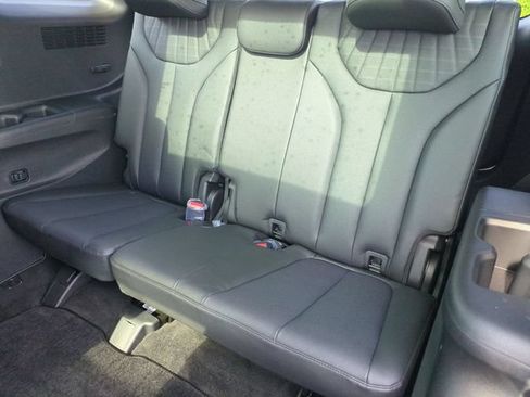 Used 2024 Hyundai Palisade Limited AWD/4WD image 32