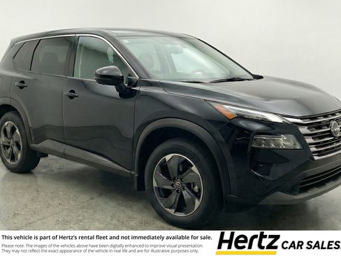 Used 2025 Nissan Rogue SV AWD/4WD image 1