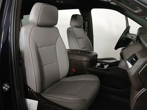 Used 2023 GMC Yukon SLT image 21