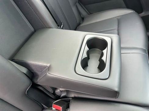 Used 2022 Kia Sorento S w/ Panoramic Sunroof Package image 34