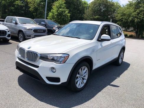Used 2017 BMW X3 sDrive28i RWD image 7