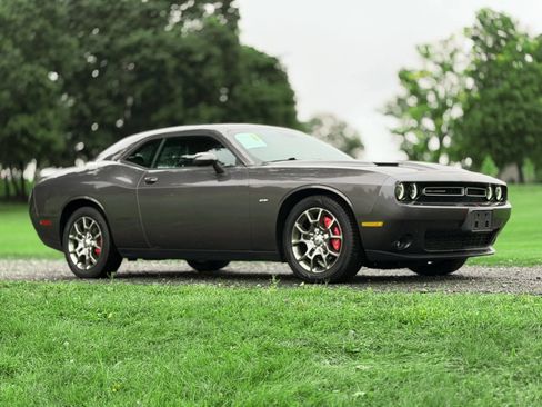 Used 2017 Dodge Challenger GT w/ Driver Convenience Group AWD/4WD image 3