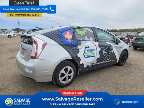 Used 2015 Toyota Prius Two FWD image 4