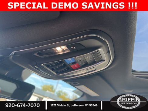 New 2025 Jeep Grand Cherokee Limited w/ Luxury Tech Group II image 25