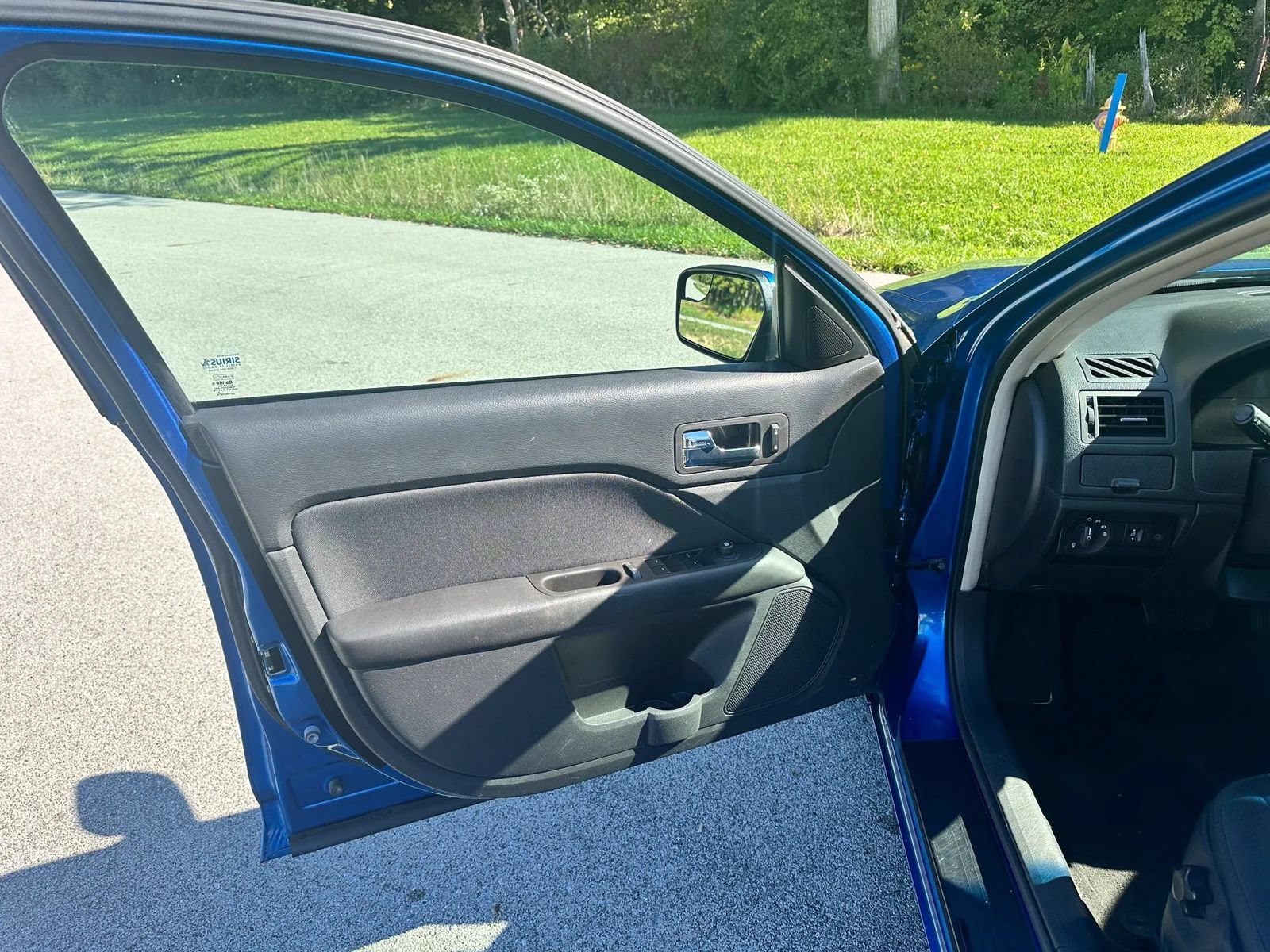 Used 2012 Ford Fusion SE FWD image 12