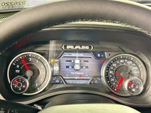 New 2026 RAM 1500 Laramie AWD/4WD image 14