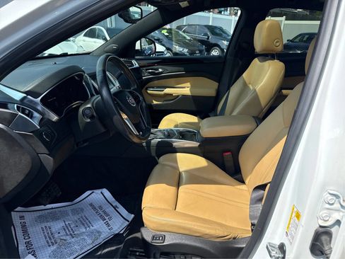 Used 2015 Cadillac SRX Luxury w/ Driver Awareness Package AWD/4WD image 9