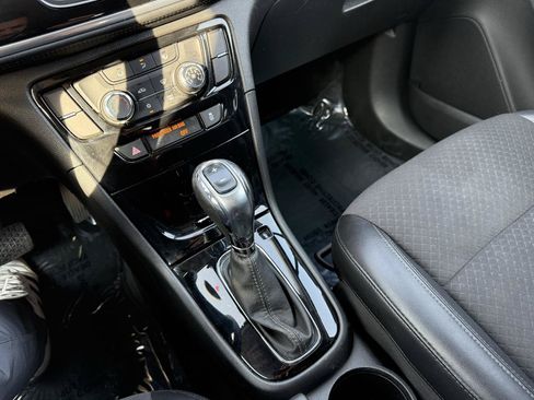 Used 2019 Buick Encore Preferred FWD image 28
