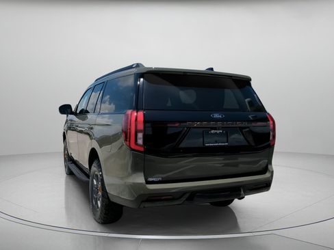 Used 2025 Ford Expedition Tremor AWD/4WD image 24