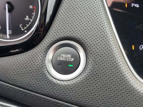Certified 2025 Cadillac XT5 Premium Luxury AWD/4WD image 21
