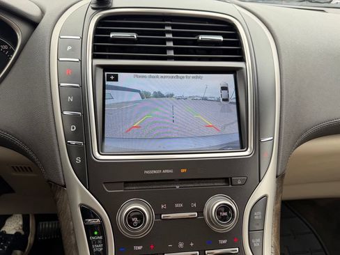 Used 2016 Lincoln MKX Reserve w/ Climate Package AWD/4WD image 39