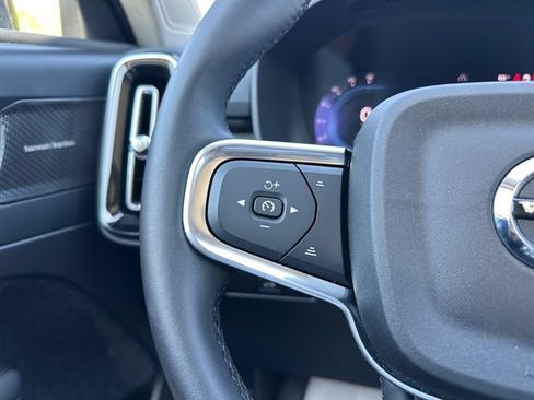 Used 2023 Volvo XC40 B5 Ultimate w/ Climate Package AWD/4WD image 23