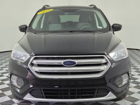 Used 2018 Ford Escape SE AWD/4WD image 2