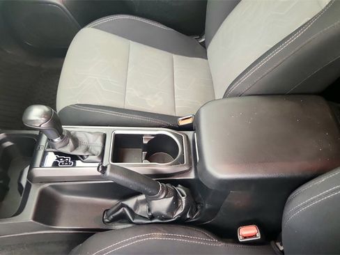 Used 2022 Toyota Tacoma SR5 image 20