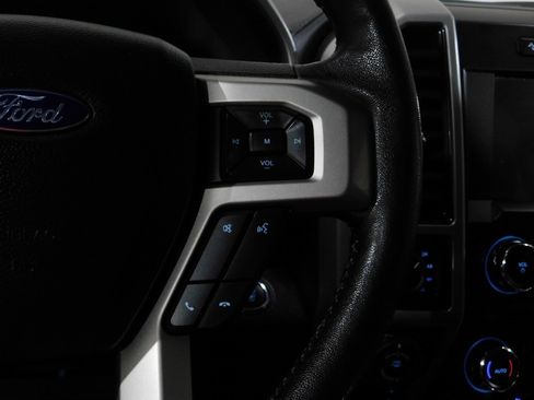 Used 2019 Ford F150 Lariat image 44