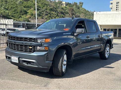 Used 2020 Chevrolet Silverado 1500 Custom w/ Custom Value Package RWD image 10