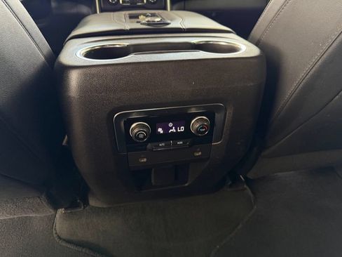 Used 2021 Chevrolet Tahoe LT RWD image 23