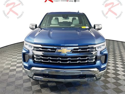 Used 2024 Chevrolet Silverado 1500 LTZ image 2