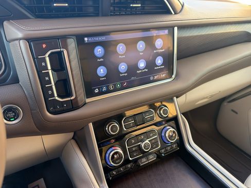 Used 2021 GMC Yukon Denali w/ Denali Ultimate Package image 20