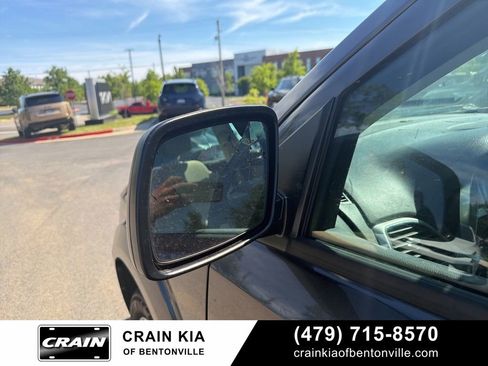 Used 2015 Dodge Journey American Value Package w/ Flexible Seating Group FWD image 12