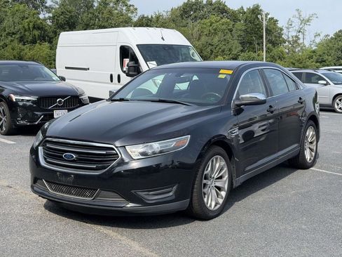 Used 2016 Ford Taurus Limited FWD image 4