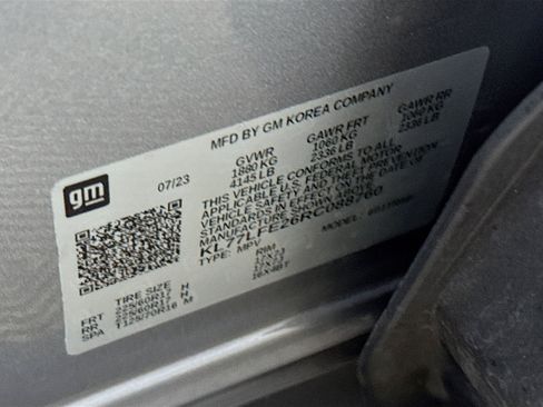 Used 2024 Chevrolet Trax LS w/ Driver Confidence Package FWD image 29