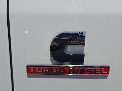Used 2022 RAM 3500 Big Horn w/ Level C Equiment Group AWD/4WD image 11