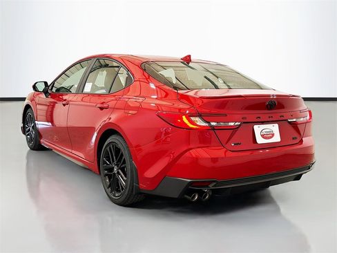 New 2026 Toyota Camry SE image 6