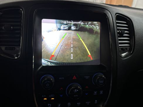 Used 2018 Dodge Durango GT w/ Technology Group RWD image 17