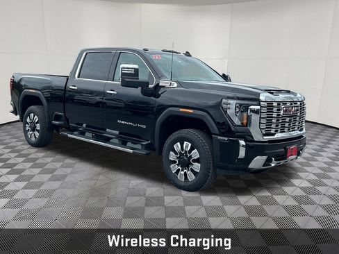 New 2026 GMC Sierra 2500 Denali AWD/4WD image 14