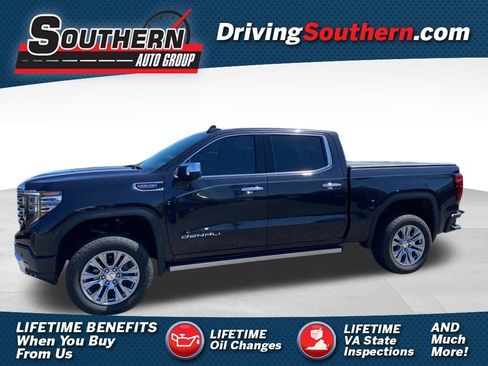Used 2022 GMC Sierra 1500 Denali image 1