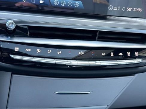 New 2026 Cadillac Lyriq Luxury image 21