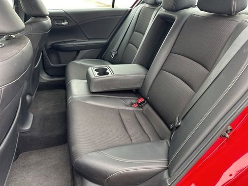 Used 2016 Honda Accord Sport image 39