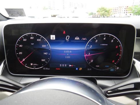 Used 2026 Mercedes-Benz GLC 300 4MATIC image 13