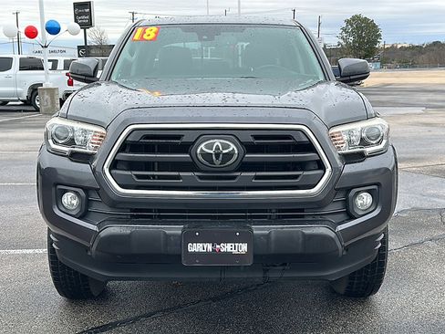 Used 2018 Toyota Tacoma SR5 image 11