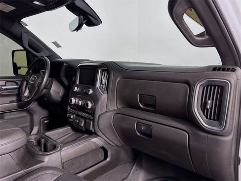Used 2023 GMC Sierra 3500 AT4 w/ AT4 Premium Plus Package image 30