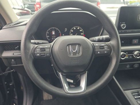 Used 2025 Honda CR-V LX image 13