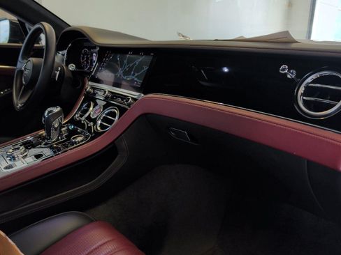 Used 2020 Bentley Continental GT AWD/4WD image 2