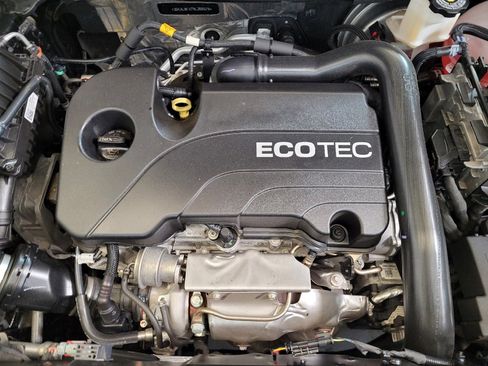 Used 2022 GMC Terrain SLE image 30