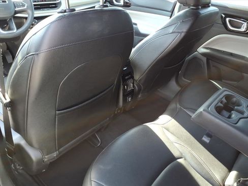 Used 2025 Jeep Compass Limited AWD/4WD image 15