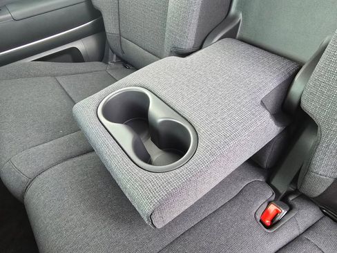 New 2026 Hyundai Ioniq 9 SE image 28