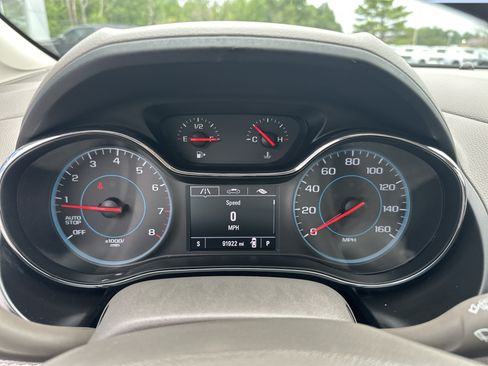 Certified 2018 Chevrolet Cruze LT FWD image 13