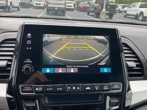 Used 2019 Honda Odyssey EX image 16