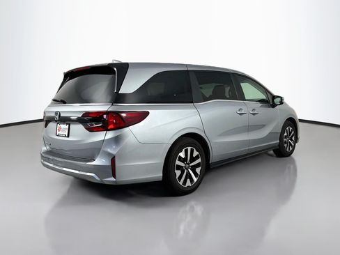 Used 2026 Honda Odyssey EX-L image 7